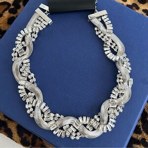 Elegant Silver Women's Necklace